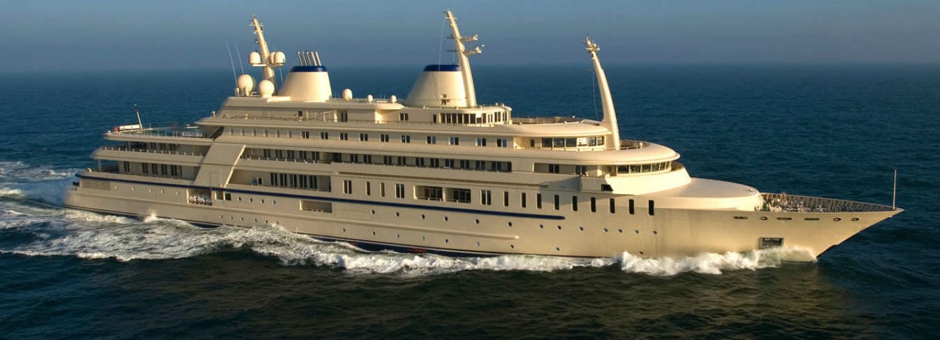 yacht of sultan of oman