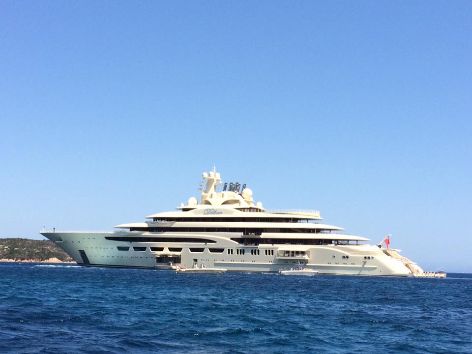 dilbar yacht weight