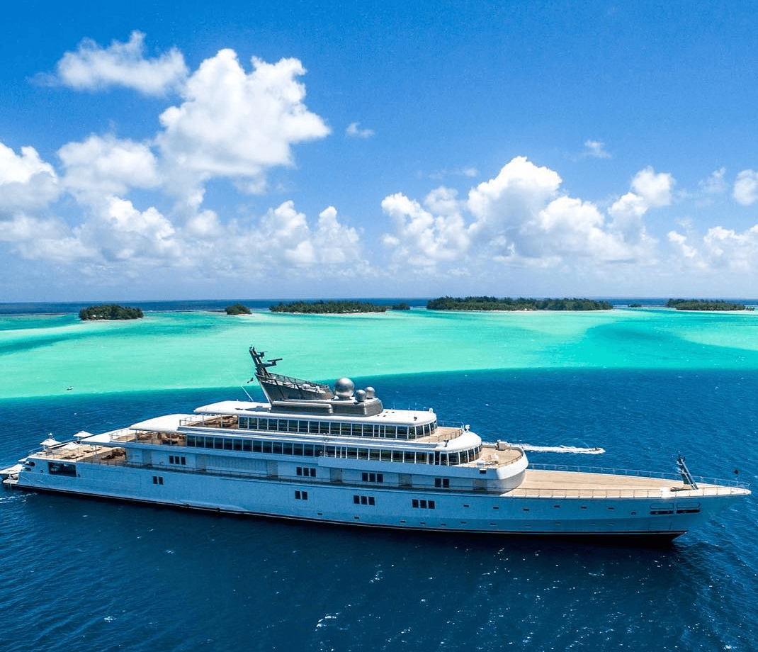 rising sun private yacht