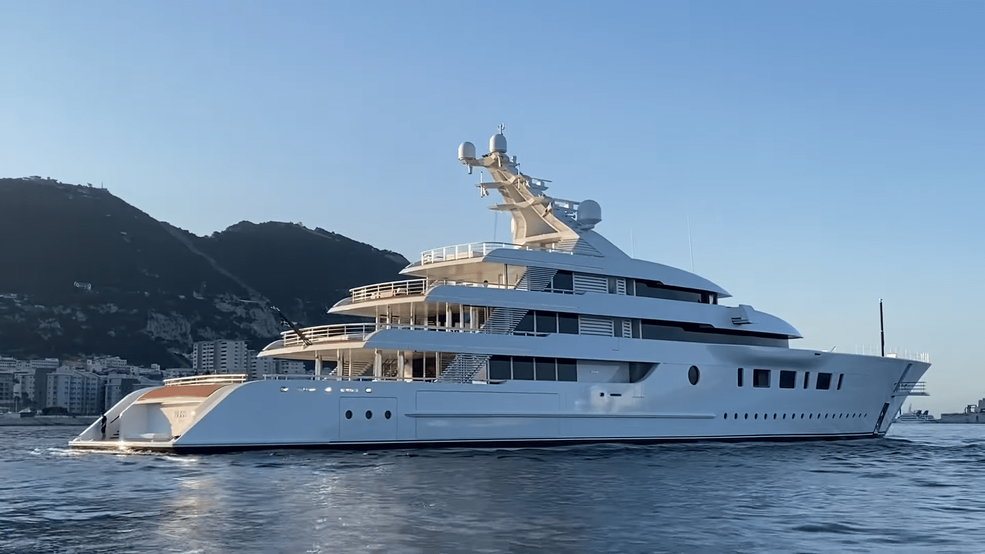 bliss 95m yacht