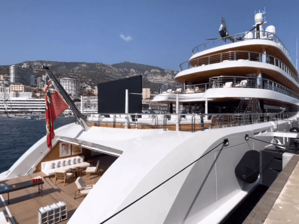 Viva Yacht, 94m Feadship