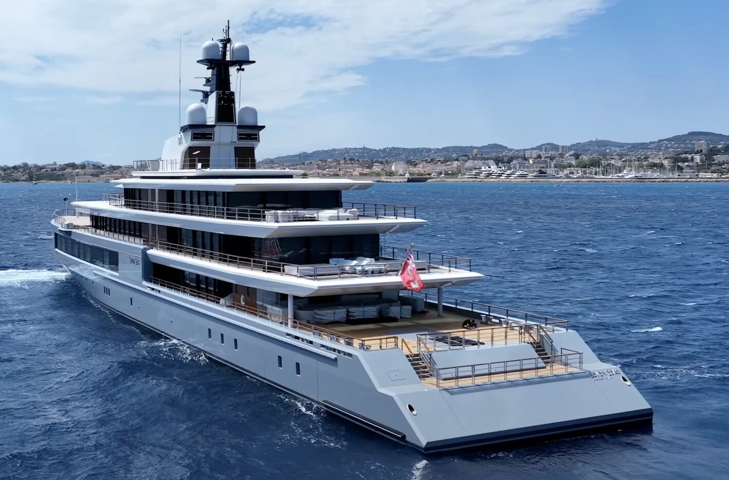 seven seas yacht 109m