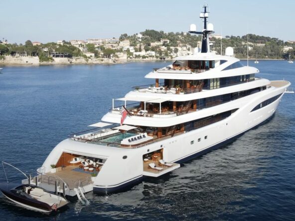 motor yacht 88 meter