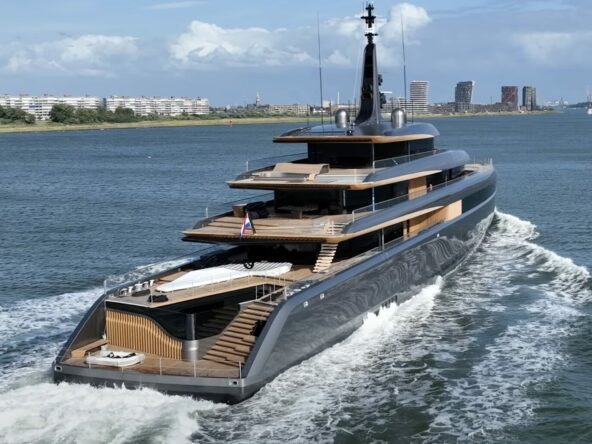 motor yacht 88 meter