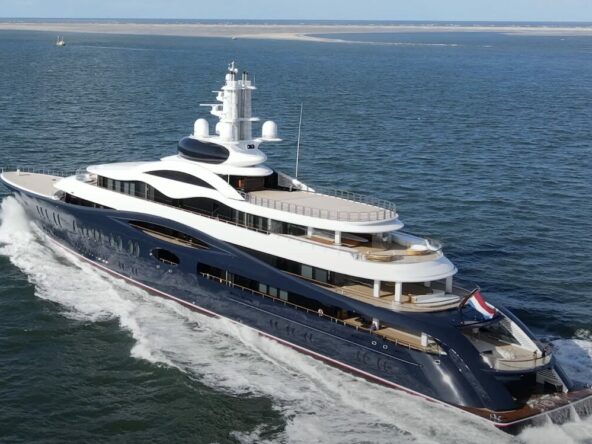 samar mega yacht