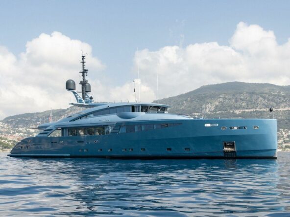 aegean 007 yacht