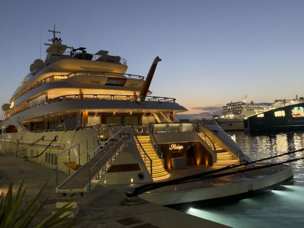 dilbar yacht cost