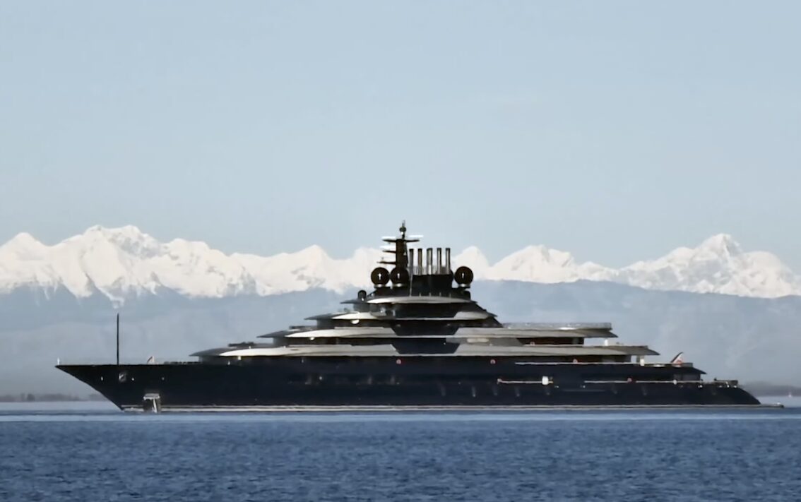 m-y-luminance-145m-super-yacht-by-lurssen-yachts 2025-09-06 at 14.27.27