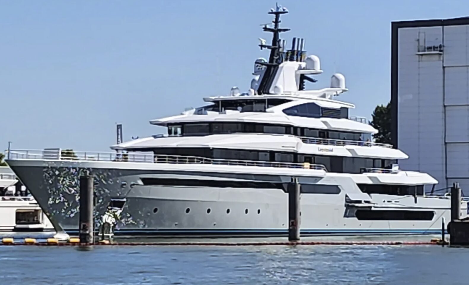 m-y-leviathan-111m-super-yacht-by-oceanco 2025-09-06 at 15.42.20