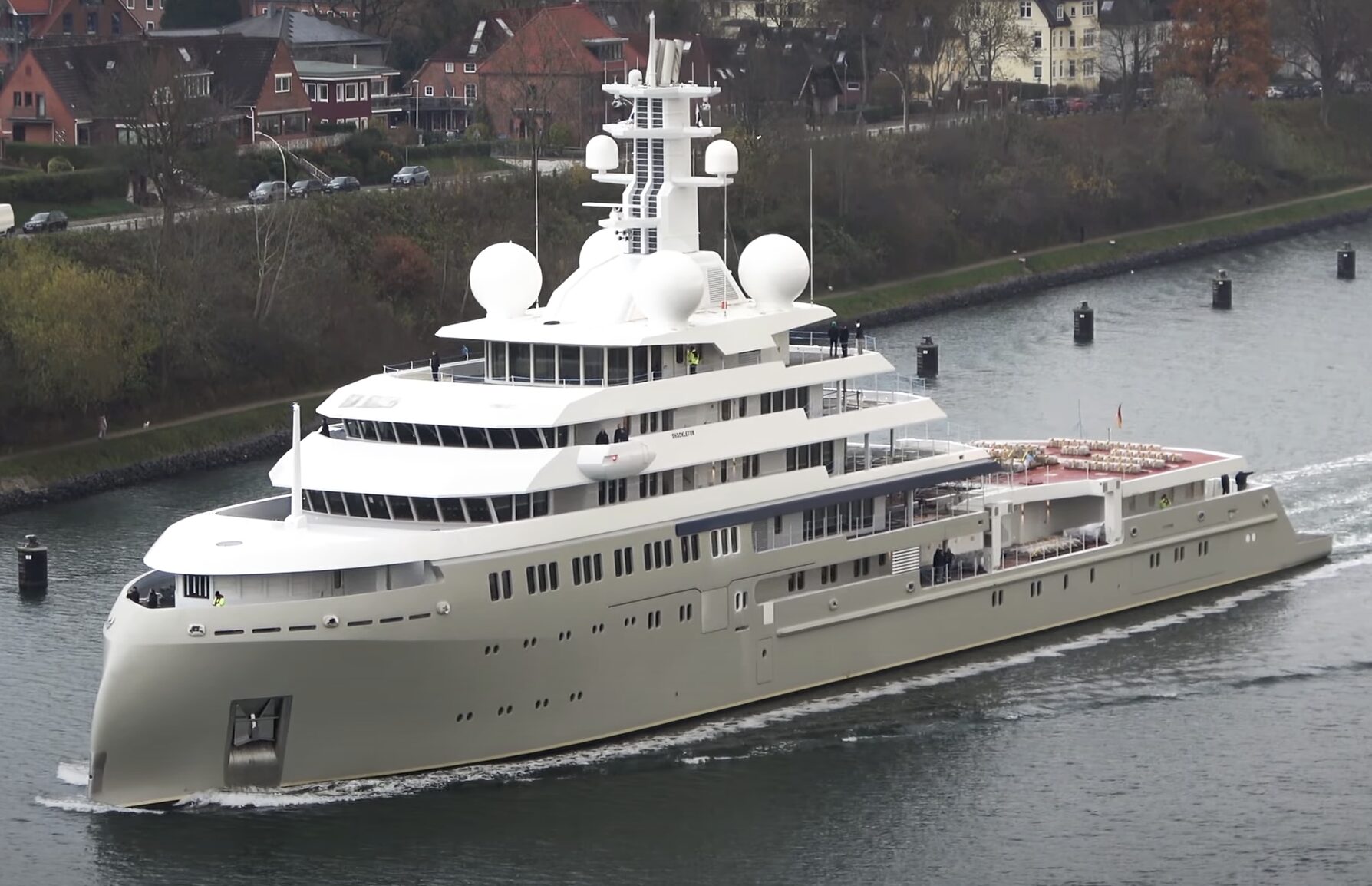 m-y-shackleton-109m-explore-yacht-by-lurssen-yachts 2025-09-06 at 15.22.30
