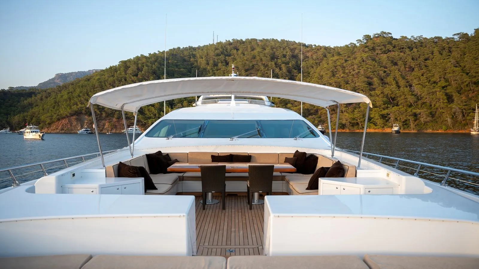 1757427822273_SeaPearlMangusta16500042_processed